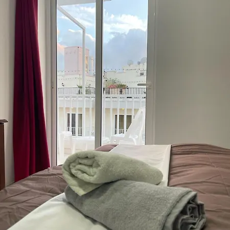 Coral Cove Comfort * St. Paul's Bay